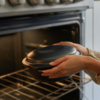 UltraPro 1.6-Qt./1.5 L Round Pan with Cover