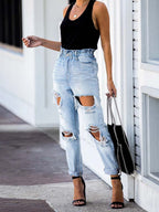 Elastic Waist Torn Straight Jeans